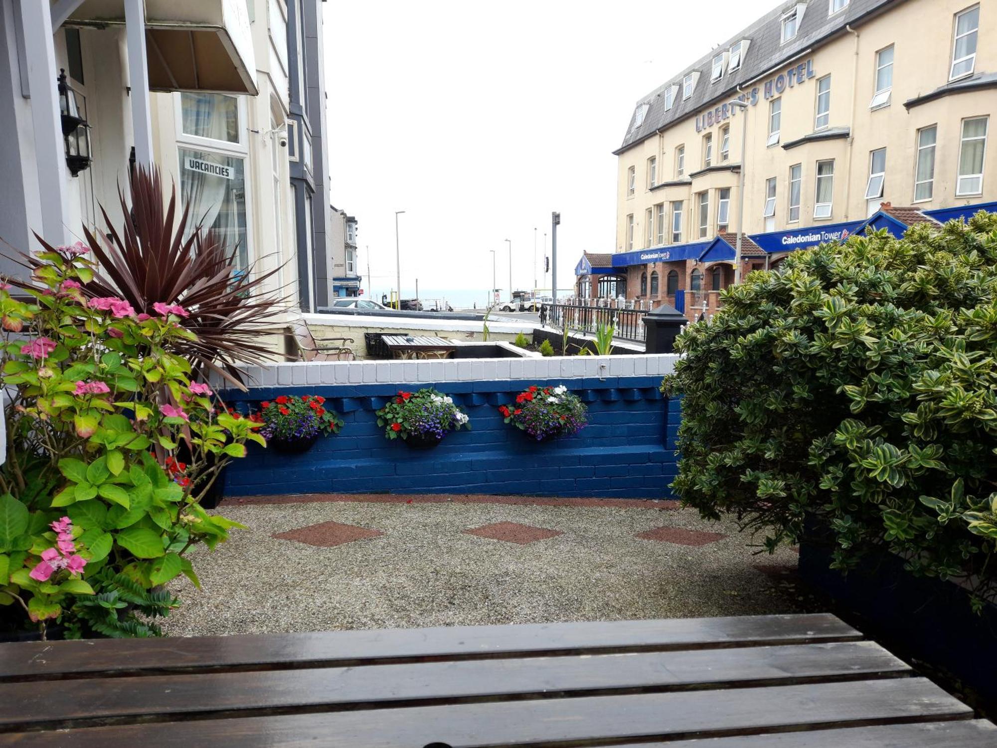 Phoenix Guest House Blackpool Buitenkant foto